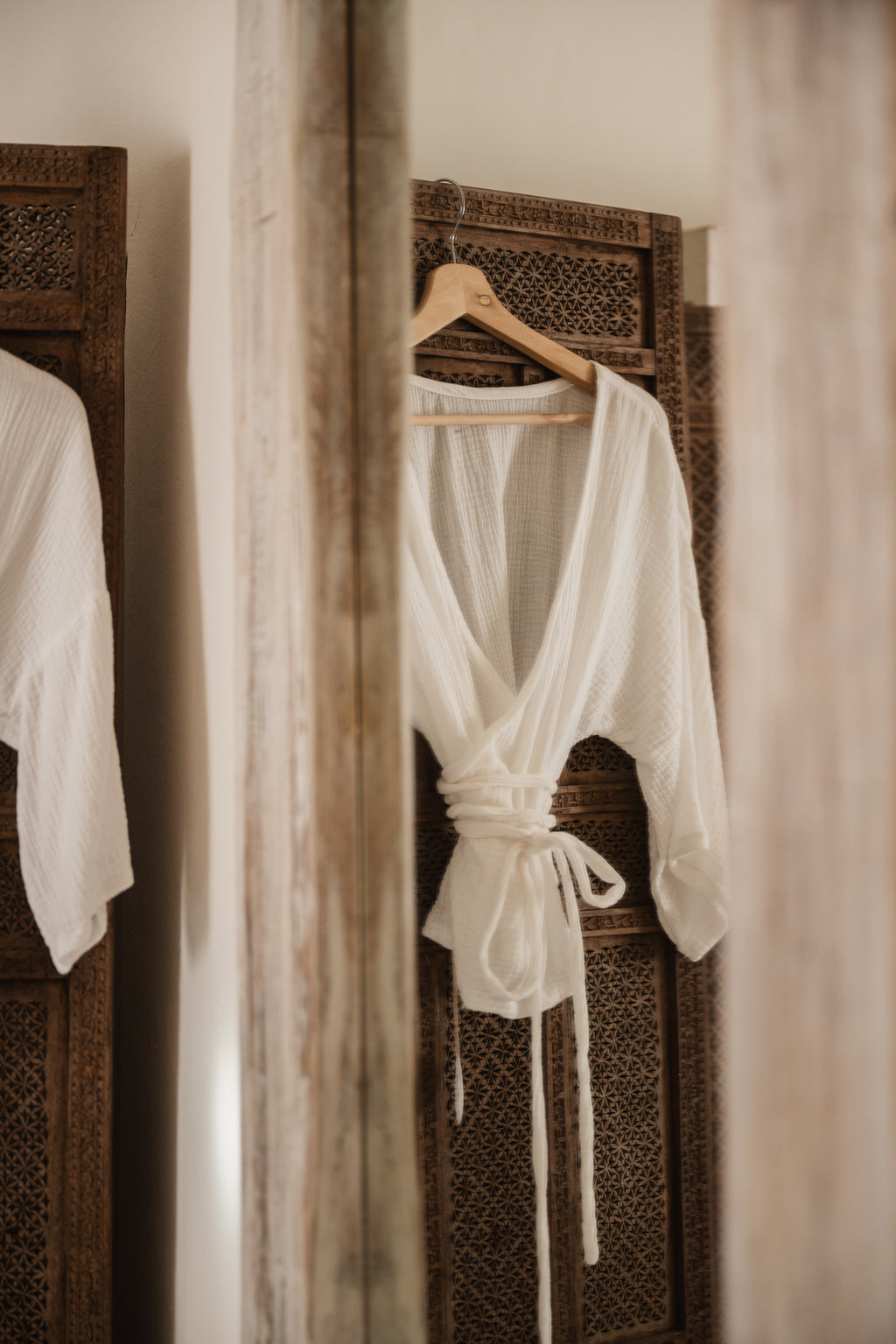 Wrap blouse musselin white
