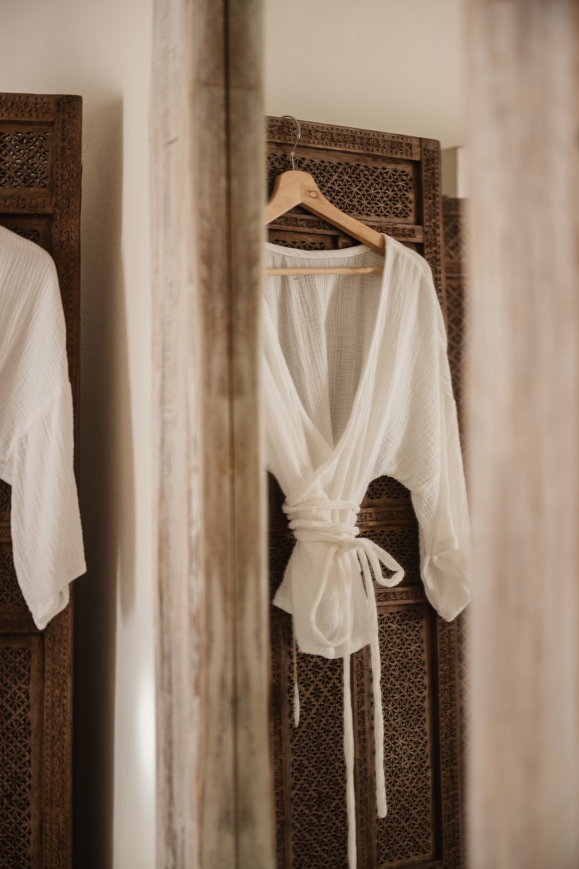 Wrap blouse musselin white
