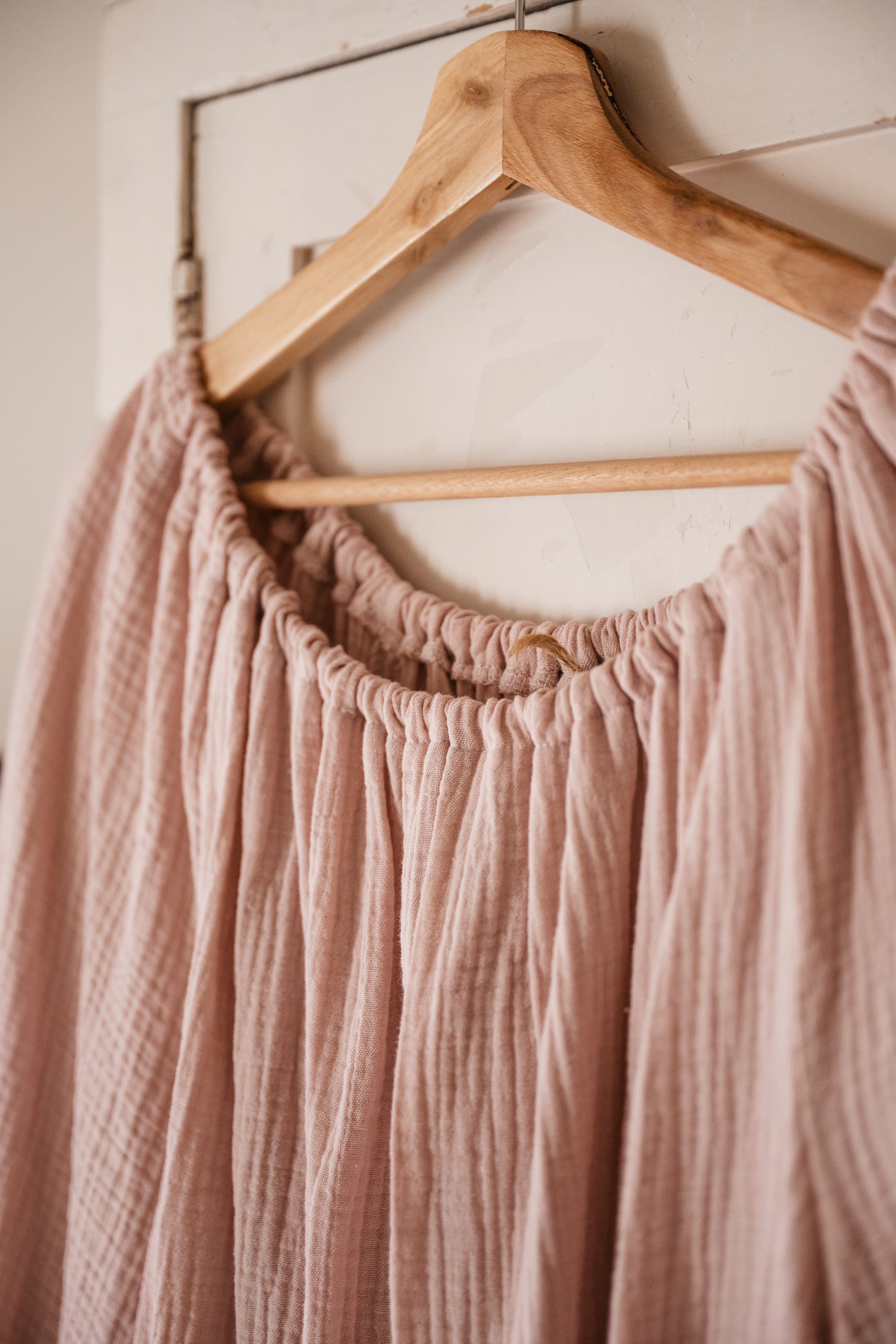 La Luna crop blouse musselin in powder rosa