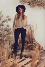 zephir top in almond